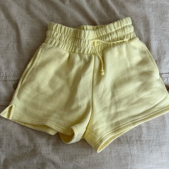 Cute Sweat Shorts - Picture 1 of 2